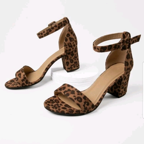 Shoes - Picture 1 of 1